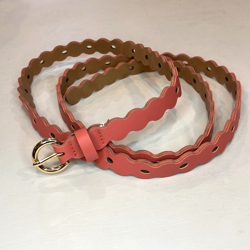 Scalloped Coral Belt